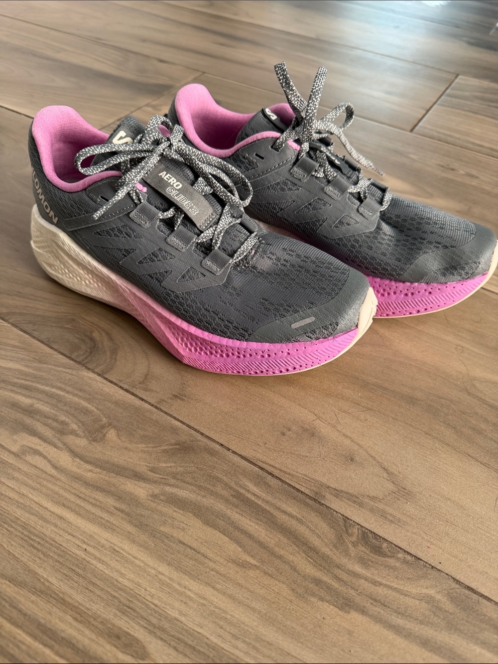 Salomon Women's Aero Glide 3 Running Shoes - Gray/Pink